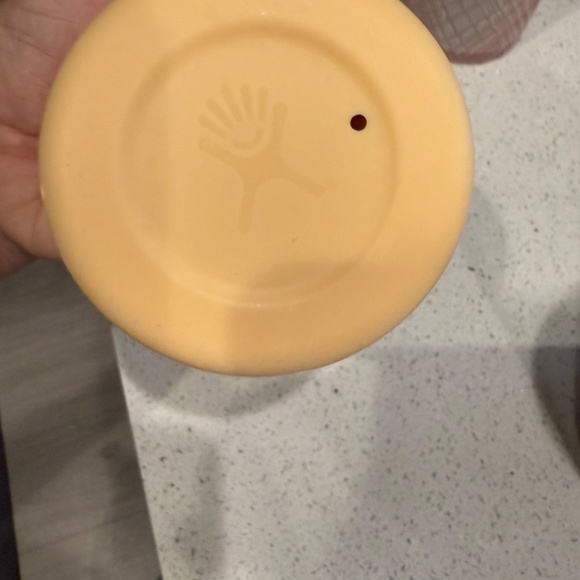 32 oz Hydroflask tumbler special edition toffee color with matching boot - Picture 14 of 16